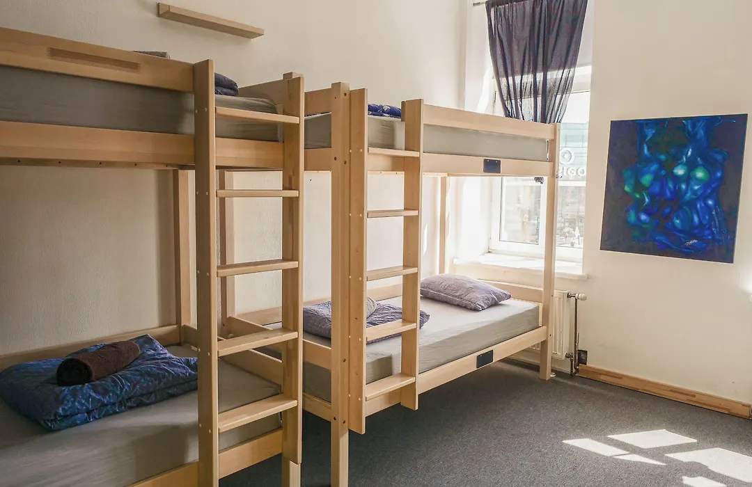 Cinnamon Sally Backpackers Hostel-1